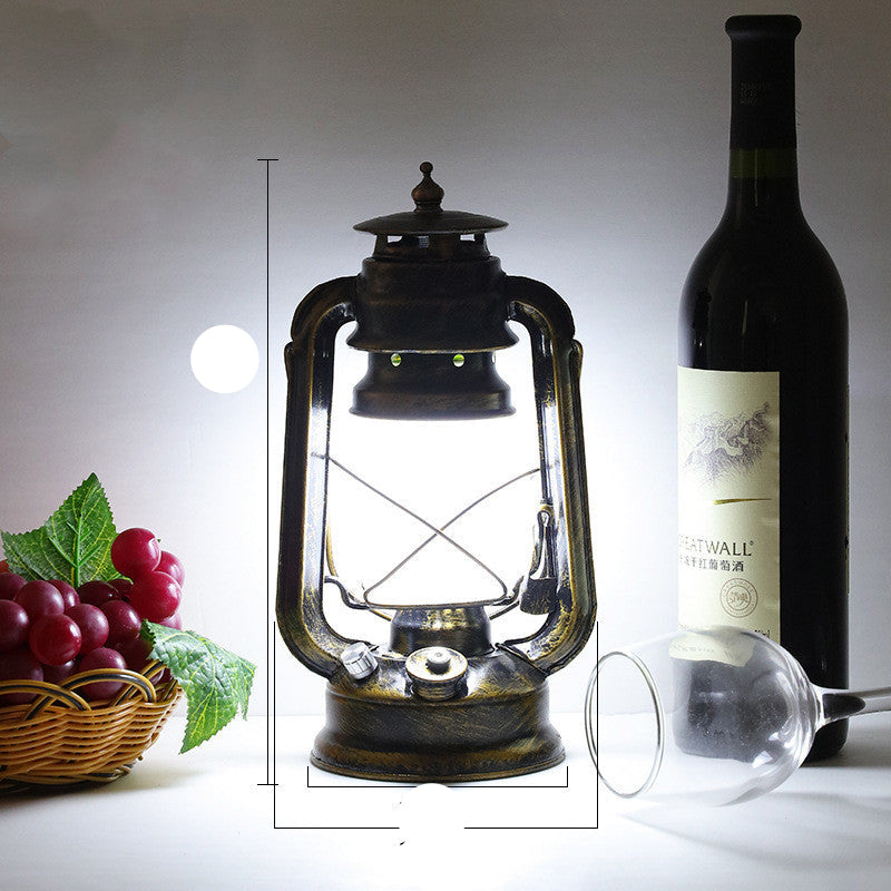 Retro Horse Kerosene Lantern for Outdoor Camping Light