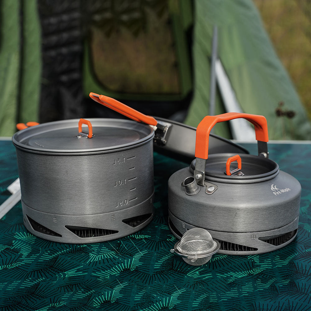Portable Heat-Resistant Camping Cookware Set for Travel