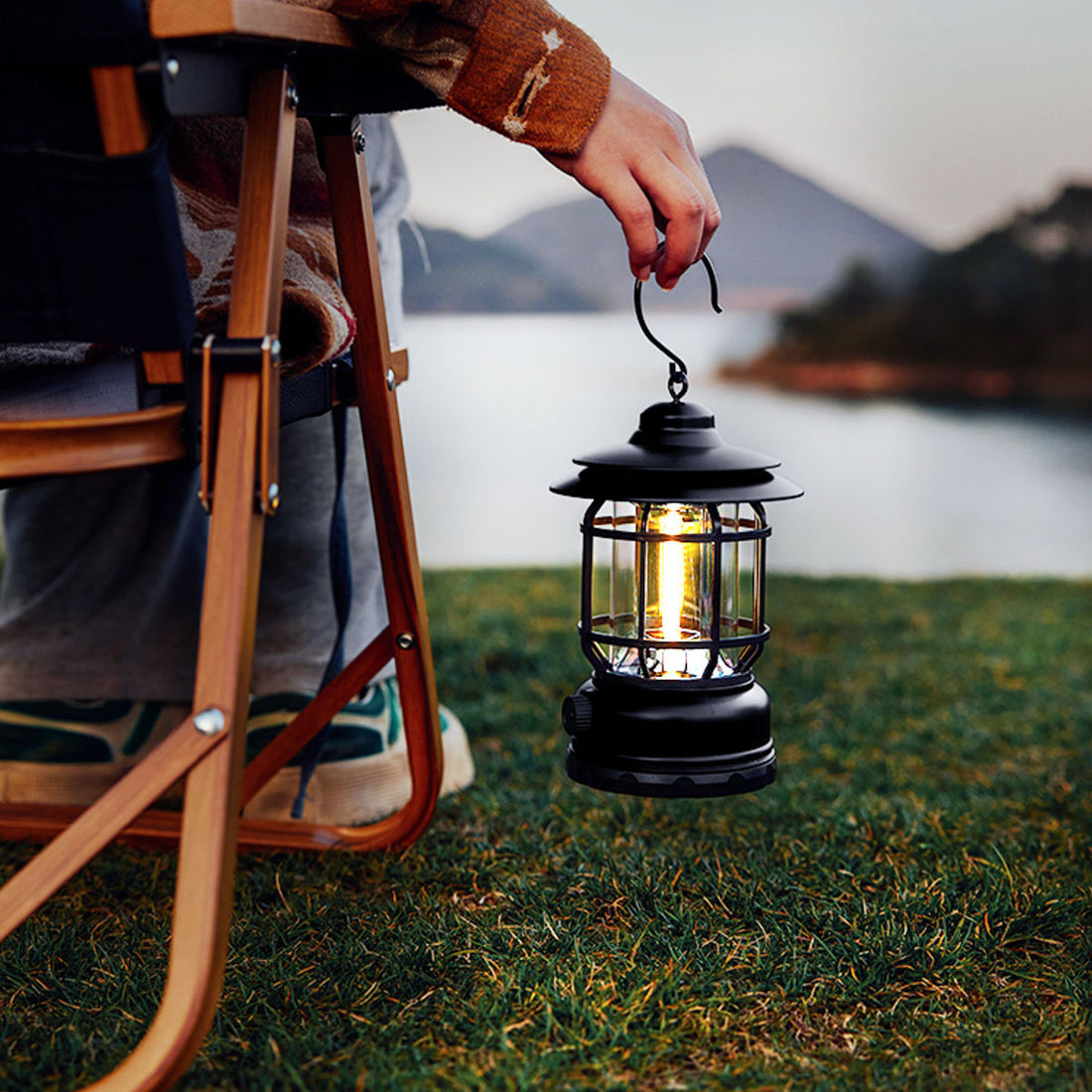 Vintage Rechargeable Rotating Camping Lantern for Ambient Lighting